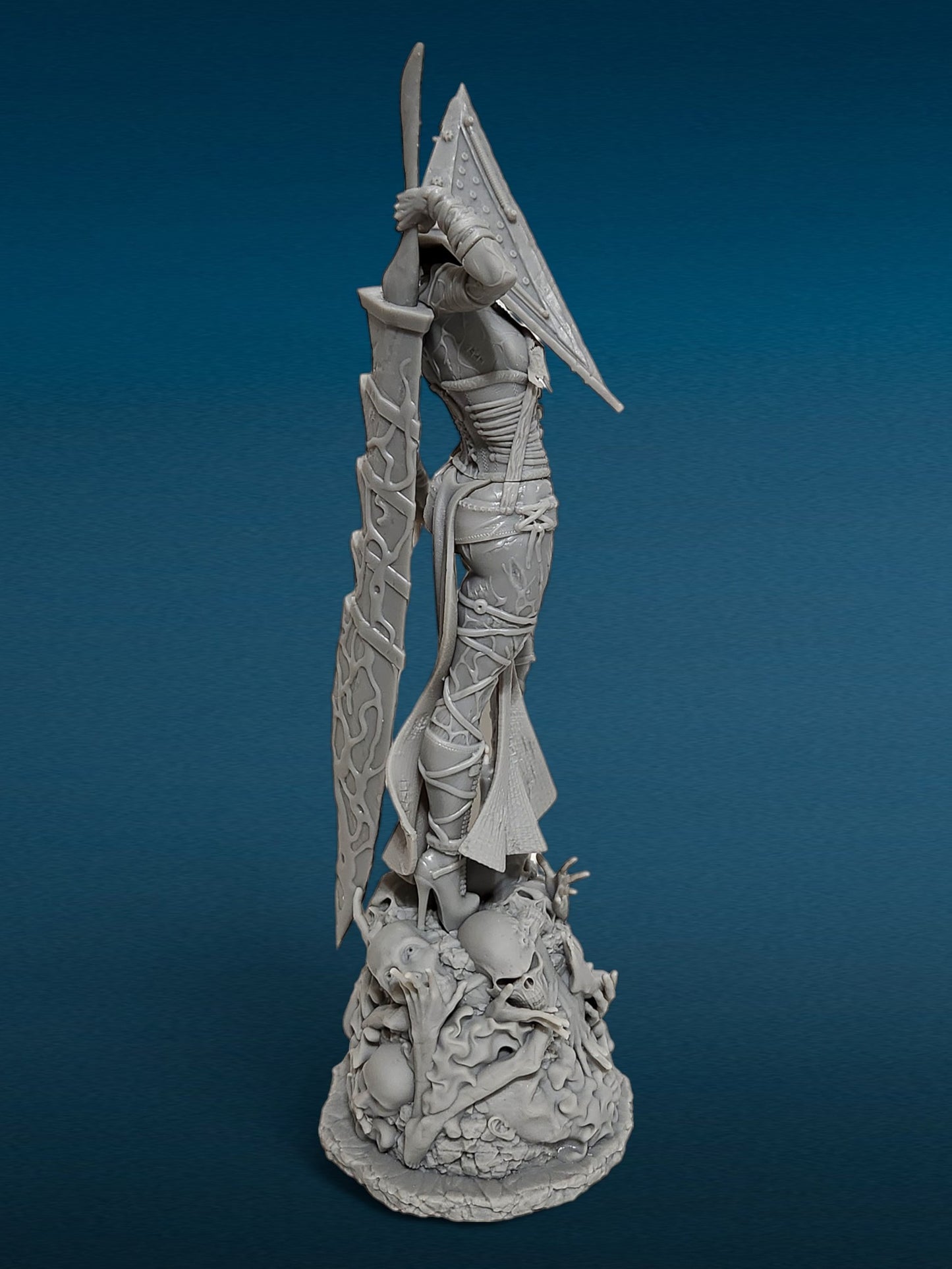 3D Resin Figurine - Lady Pyramid Head | Silent Hill